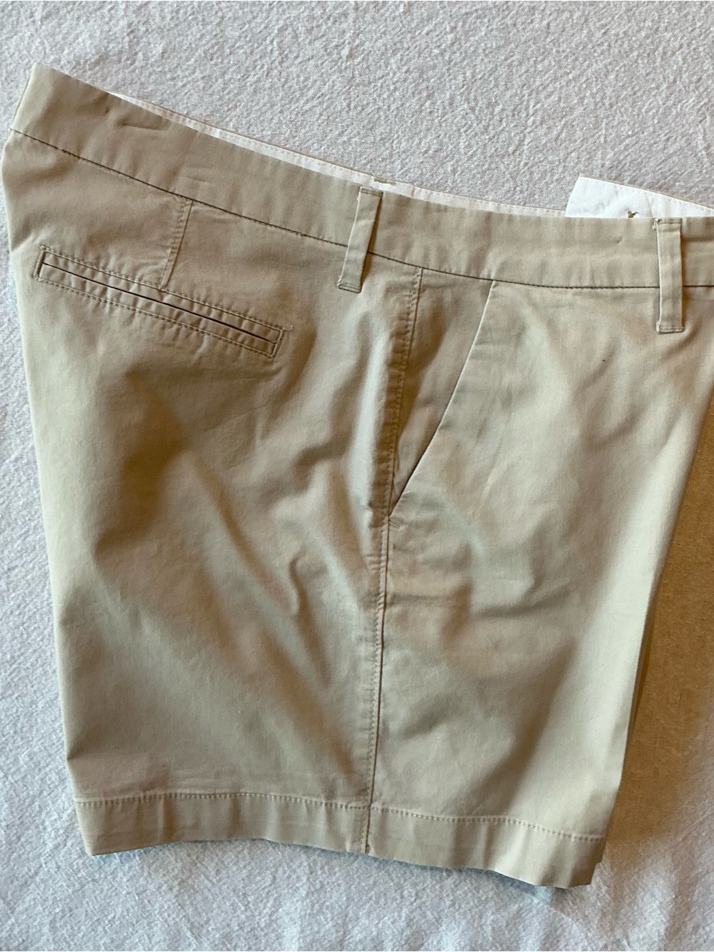 Chino Women’s Khaki Shorts Size 8 Preppy Staple
